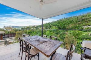 Image of 3 Bedroom Holiday Home Valley Views in Airlie Beach