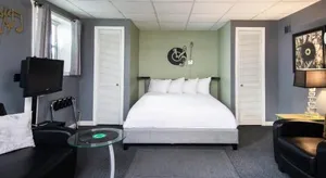 Image of Music Valley Studio - No Fees - Opryland Area