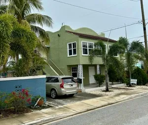 Image of Walk to the water - Historic Home near Downtown LWB