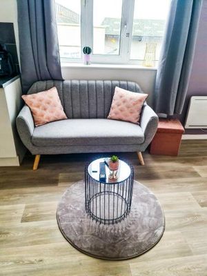 Image of NG SuiteHome - Lille I Tourcoing Winoc - Appartement T2 - Netflix - Wifi - Cuisine - Parking gratuit