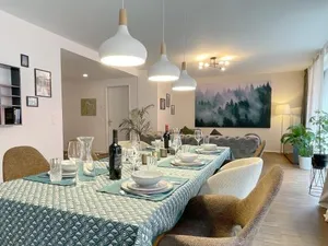 Image of presence: grosszüges Loft_ bis 6 Pers_zentral