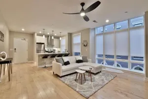 Image of *New* XquisiteMidCenturyM0d~ Condo *OTR* w/Parking