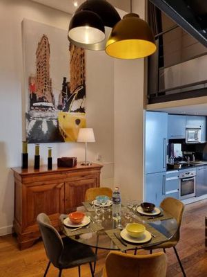 Image of Duplex Chic Climatisé avec terrasse proche Comédie