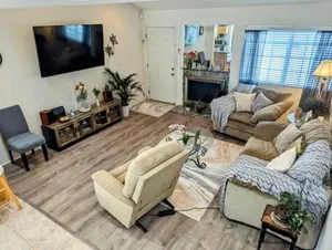 Image of 5 Minutes to South Bay Beaches! Private 2 bedroom 2 bath 2 level home with patio Excellent value!