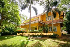 Image of 300m from beach - Luxury Mediterranean Holiday House - Pets Welcome