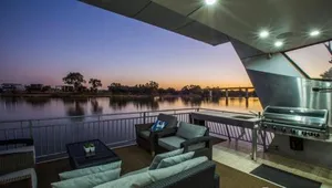Image of BOATEL Riverdream Luxury Houseboat