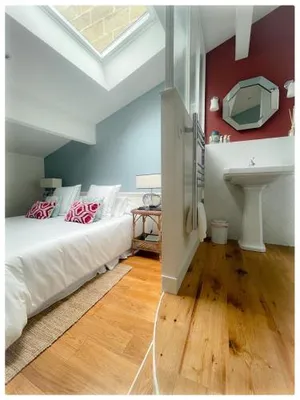 Image of LES CHAMBRES DE MARIE
