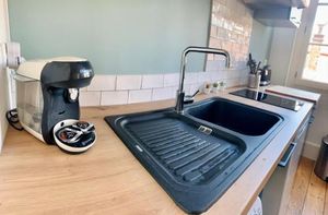 Image of LE DUMON 4 - Studio NEUF LUMINEUX CALME - WiFi - GARE 200m