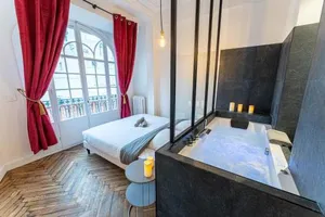 Image of Jacuzzi-Nice quartier des musiciens-Loft