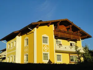 Image of Feistritzer