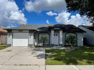 Image of Cozy 3 bedroom home close to everything in Tampa!
