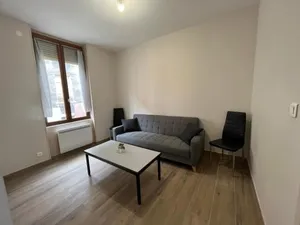 Image of Appartement rénové à 15 min de Lyon