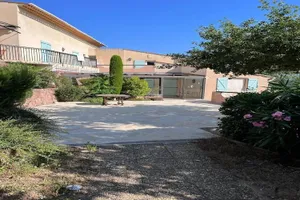 Image of Villa in Cote dAzur with Bay Views  Pool