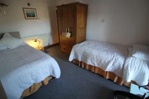 Image of Violet Cottage 3 bedroom Apartment by Cardiff Holiday homes
