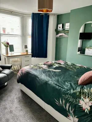 Image of Stylish and Chic Seaside Apartment