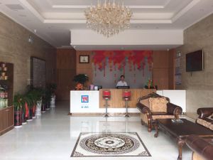 Image of Pai Hotel Nanjing West Shengtai Road Subway Station