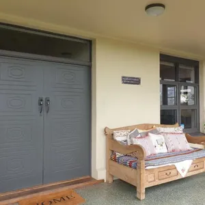 Image of Zen on Tennyson