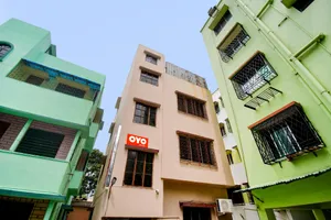 Image of Hotel O The Nest Inn Near Acropolis Mall