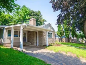 Image of Shore Drive - 2 Bedroom/2 Bath/Bunk/Queen Oasis