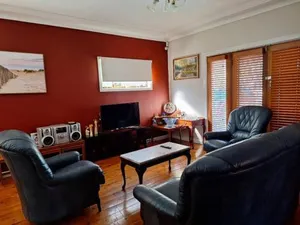Image of A Rosy house in Roselands