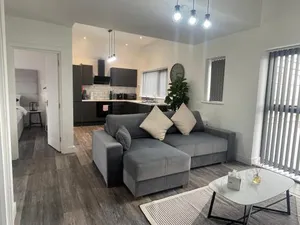 Image of Sapphire Premier Apartments w/Secure Parking
