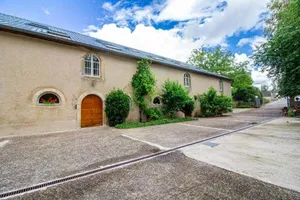 Image of Sweet-Gerson, calme, proche gare, parking privé