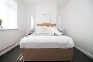 Image of Bristol Street (2BR FREE parking)| Cohost Partners