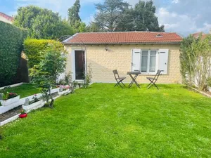 Image of LA PETITE MAISON