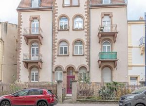 Image of Plumeria - Grand Appartement 75m2 - Au calme - Proche Gare, Nouvelle Ville - Parking Public Gratuit - 2 Chambres - 4 Lits séparés