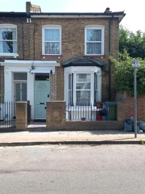 Image of Bubblesbnb- 4 Bedroom House