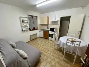 Image of Logement individuel circuit 24h du Mans ou autre