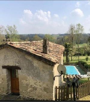 Image of Les Gîtes du Hameau avec piscine