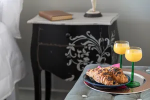 Image of Courcy Road - 7 bedroom - sleeps up to 22