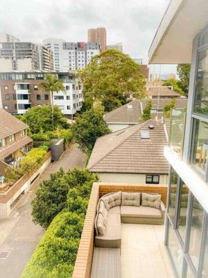 Image of Crows Nest - Executive Penthouse - 3 Bedroom- 5km to City