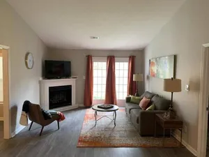 Image of Comfy, Stylish Townhome Near I-20!