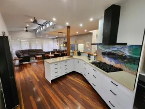 Image of Bushys Hilltop (Kingfisher Bay, Kgari)
