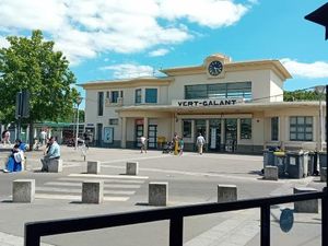 Image of STUDIO NEUF PARKING SECURISE Direct CDG et PARIS CENTRE Parc expo Villepinte & Arena Grand Paris