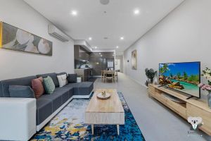 Image of KozyGuru / Wentworth Point / 2B Cosy Apt / NWP001