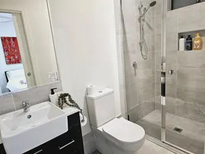 Image of Blissful Modern 5 BR Lux Style Family House