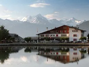 Image of Hotel du Lac