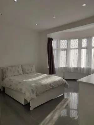 Image of Stunning Double Room in Harrow Wembley - Khoob House