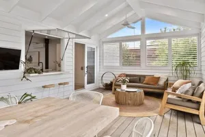 Image of Breezy Beach Vibes 350m to the Ocean