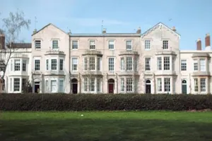 Image of Central Cheltenham, Regency Apartment with PARKING, Cavalier Suite - Sleeps 6