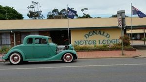 Image of Donald Motor Lodge