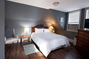 Image of Historic 2 bedroom house St Charles