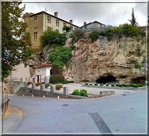 Image of Chambre d hôtes indépendante dans village médiéval
