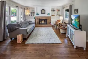 Image of Celebration Chalet! Quant, cozy, a few blocks from BSU and close to downtown Boise, Fireplace, 4 beds, and seating for 6 Pets Welcome!