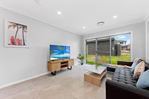 Image of Austral Brand New 3Br House with WiFi & Parking