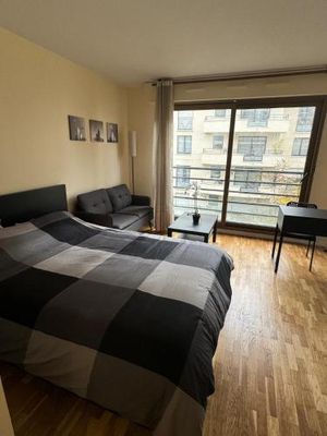 Image of Studio neuf proche de Paris