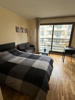 Image of Studio neuf proche de Paris
